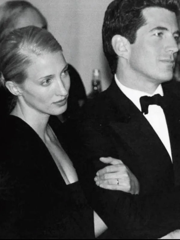 Carolyn Bessette Kennedy : IN LOVE