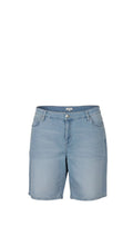 Short en jean bleu clair Clueless Paris, coupe droite mi-cuisse, style casual estival, taille 54.